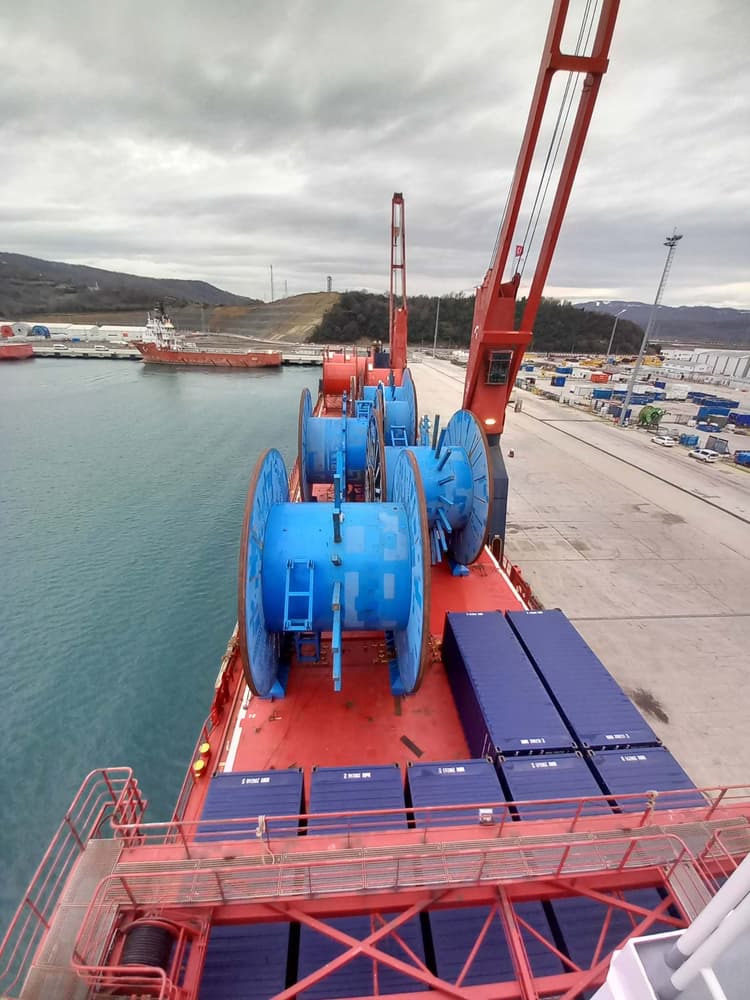 LASHING AND SECURING SERVICE