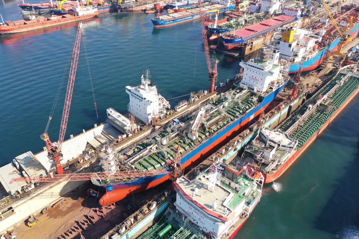 FLOATING DOCK 1